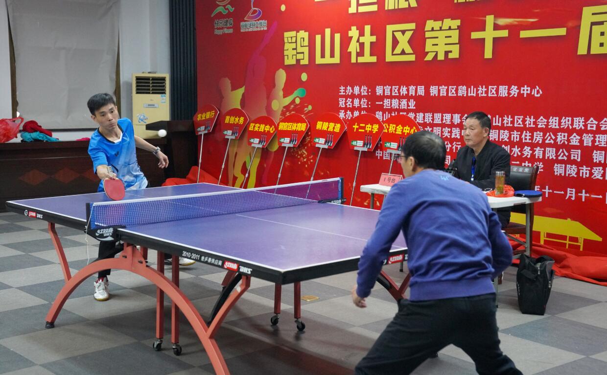 许多眼科患 许多眼科患